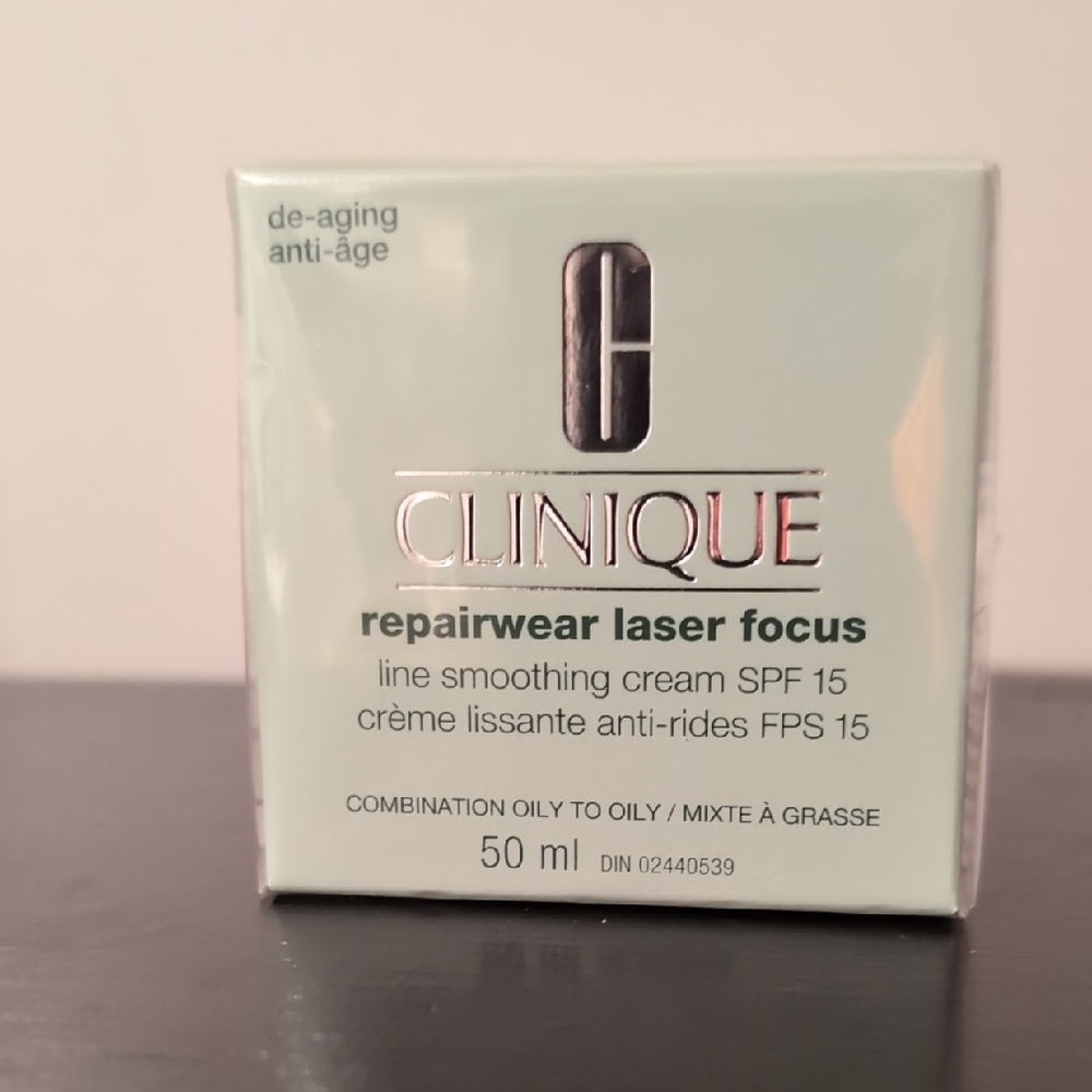Clinique Repairwear Laser Focus Cream